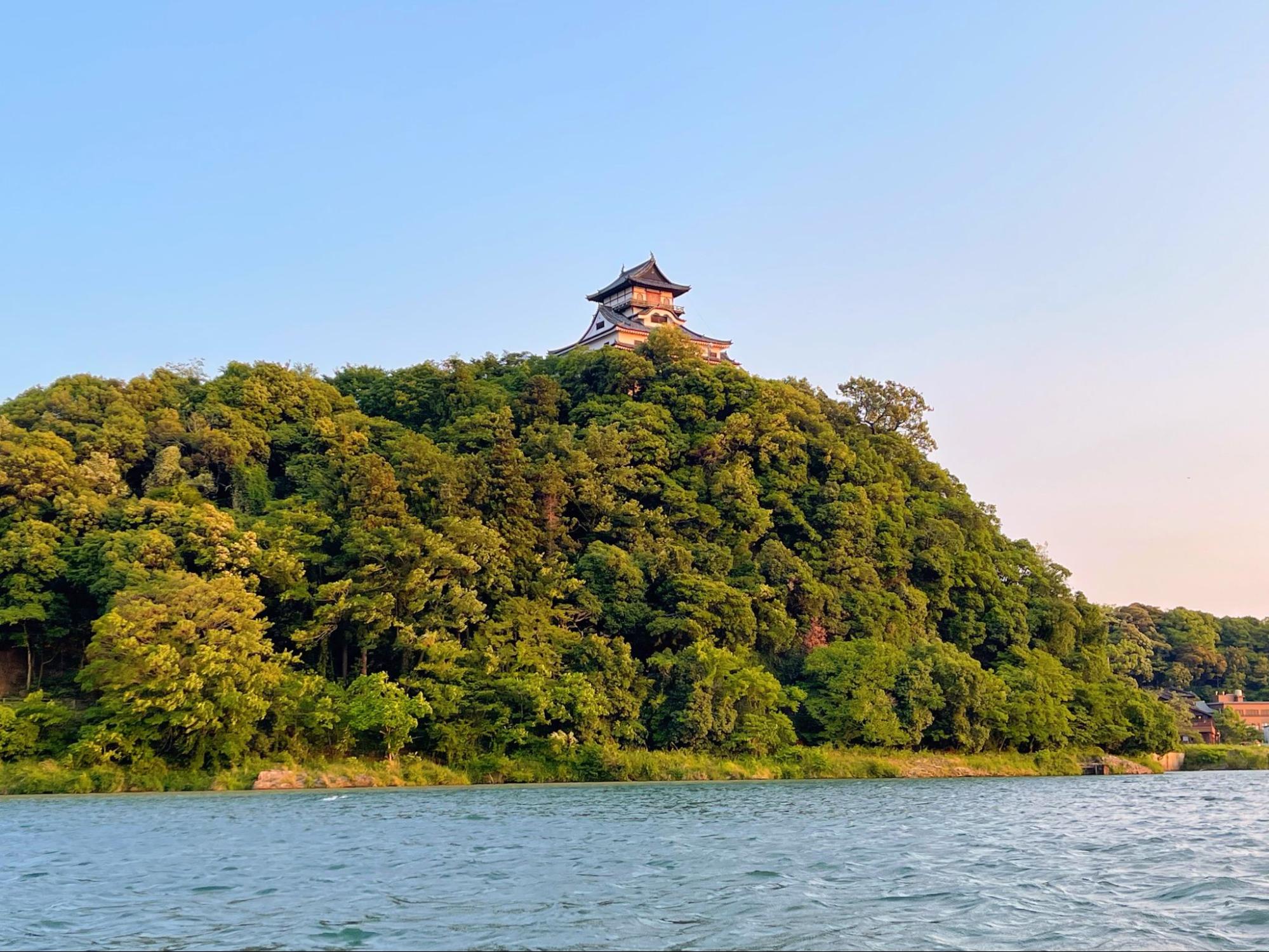 愛知犬山】一夜千年火光流轉！體驗「木曾川鵜飼」的傳統魅力| 步步日本