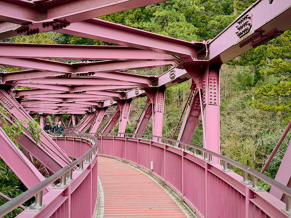 石川縣加賀 山中溫泉 鶴仙溪遊步道 翻花繩橋