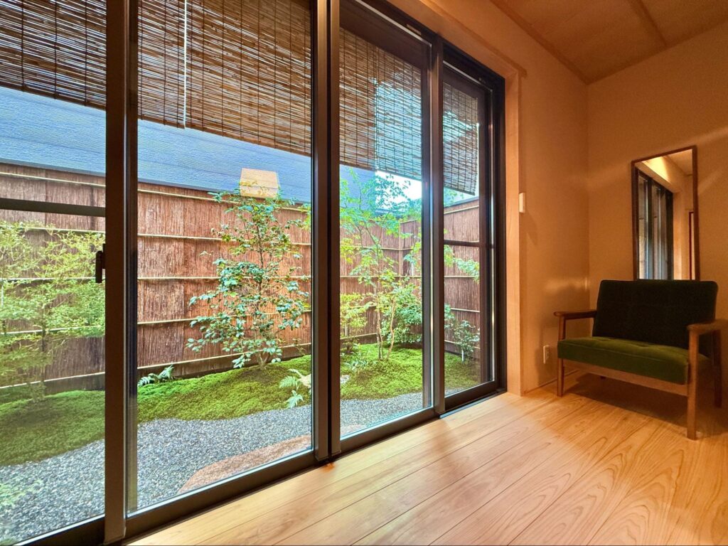 【京都住宿推薦】京町家「樂遊 堀川五条」實住！2026 新館庭園房、早餐、錢湯，深度走進京都日常